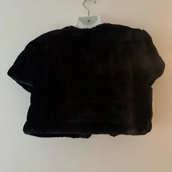 Jason Wu Black Faux Fur Vest bolero - Picture 6 of 10